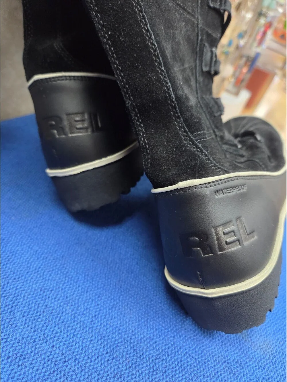 Sorel Joan of Arctic Black Suede Faux Fur Snow Boots Women's Size 9.5